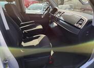Volkswagen Caravelle 24