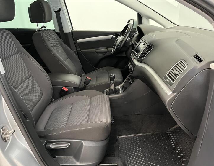 Volkswagen Sharan 24