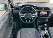 Volkswagen Tiguan 7