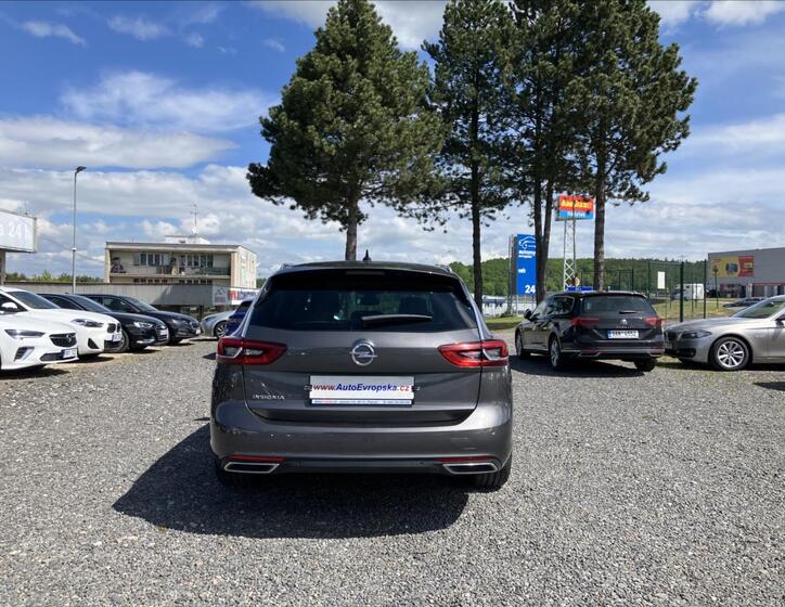 Opel Insignia 5
