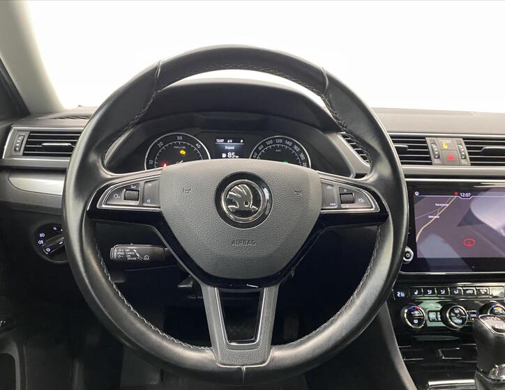 Škoda Superb 10