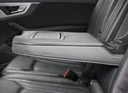 Audi Q7 34