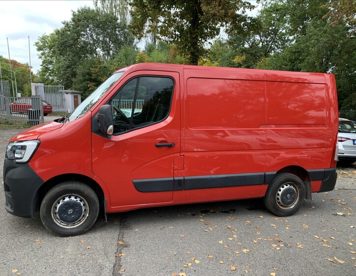 Renault Master 8