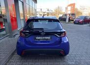 Toyota Yaris 5