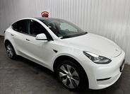 Tesla Model Y 12