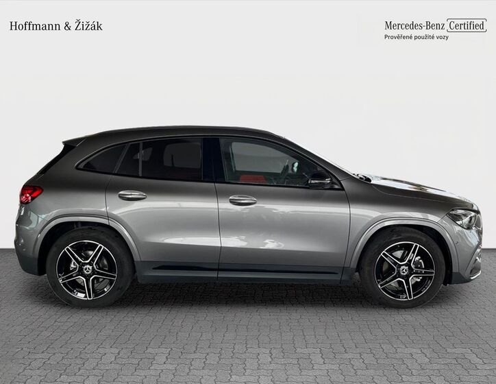 Mercedes-Benz GLA 4