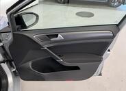 Volkswagen Golf 28