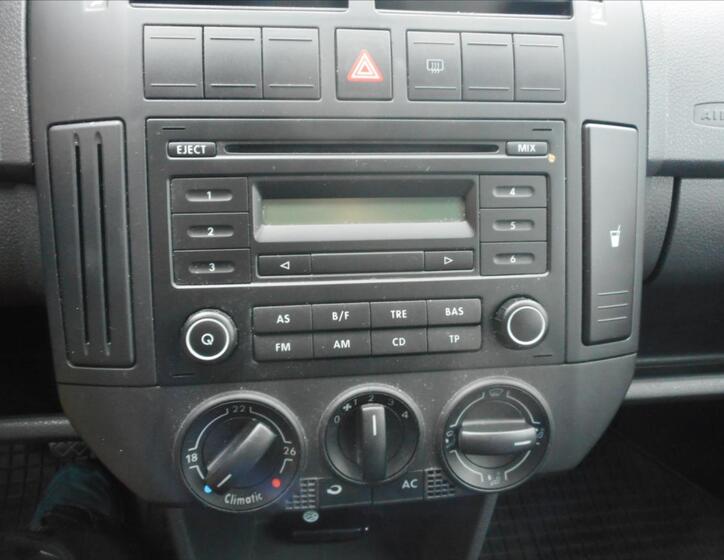 Volkswagen Polo 13