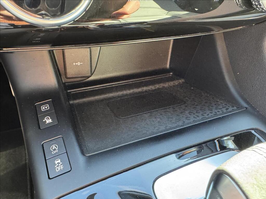 Jaguar E-Pace 39