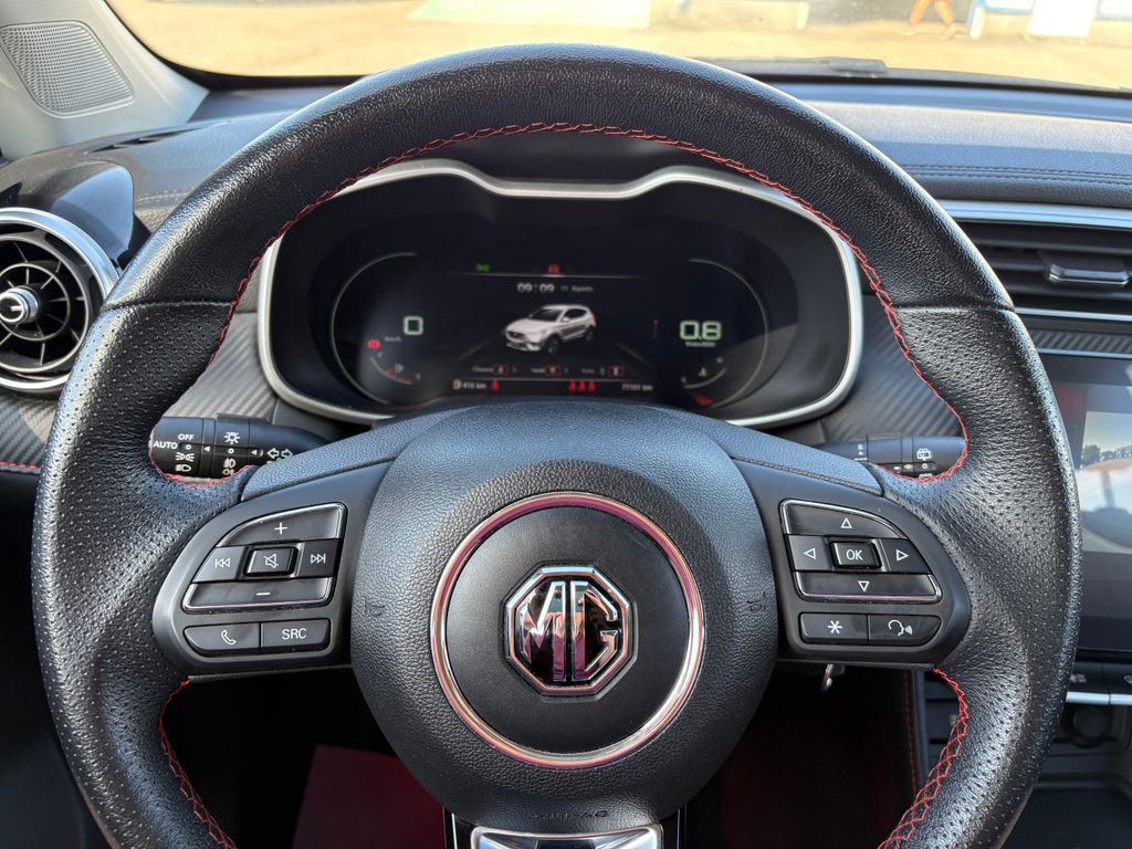 MG ZS