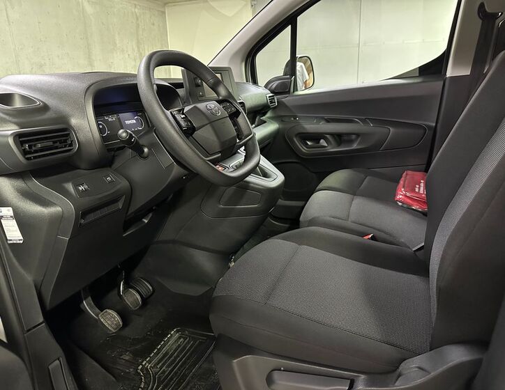 Toyota ProAce City 9