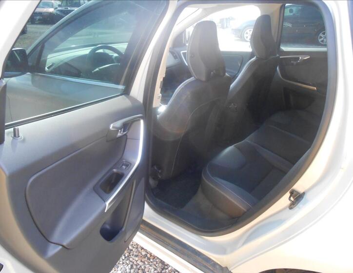 Volvo XC60 15