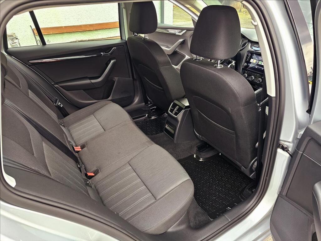 Škoda Octavia 31