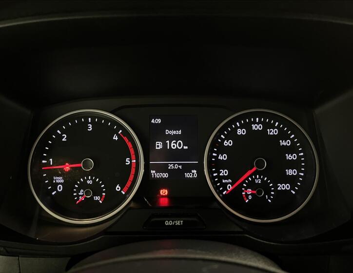 Volkswagen Crafter 9