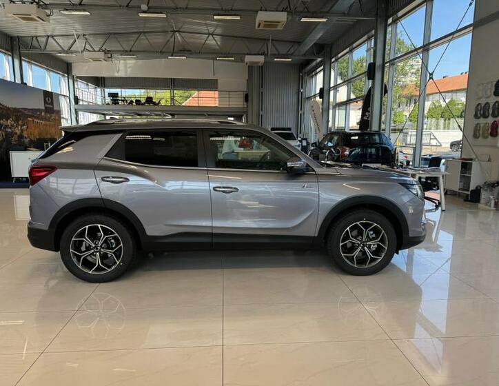 SsangYong Korando 8