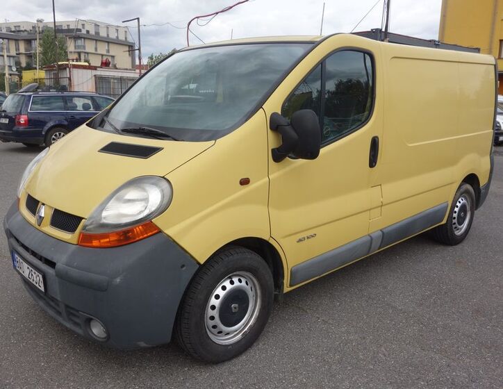 Opel Vivaro 1