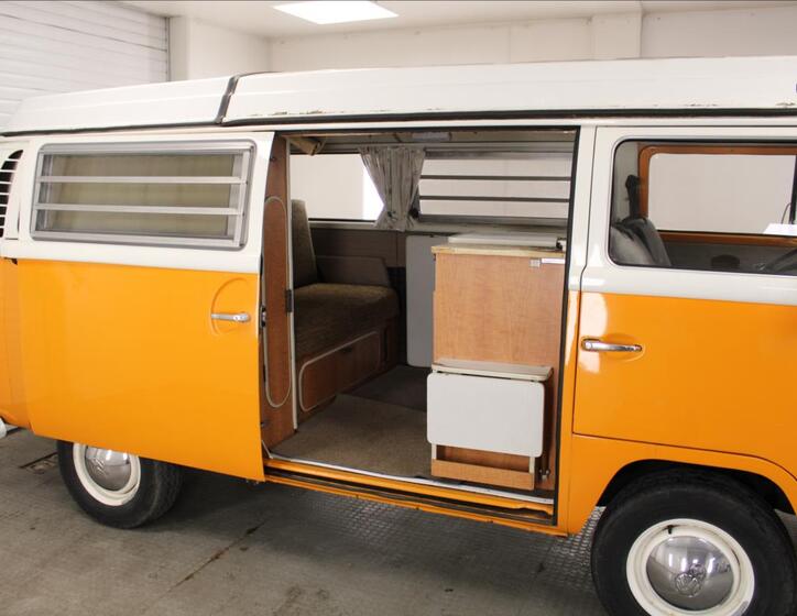 Volkswagen Transporter 22