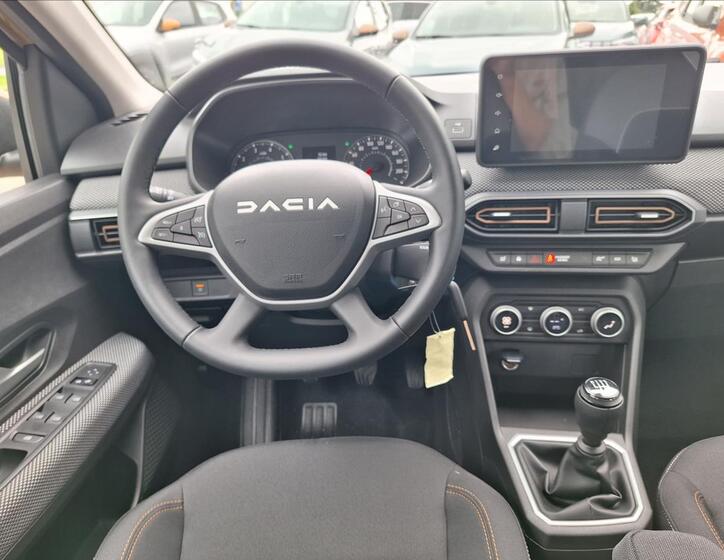 Dacia Sandero 15