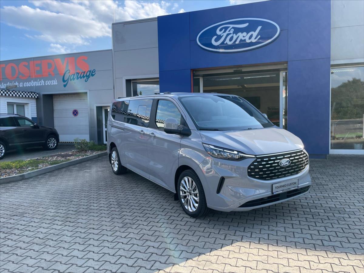 Ford Tourneo Custom