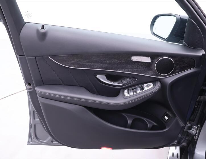 Mercedes-Benz GLC 12