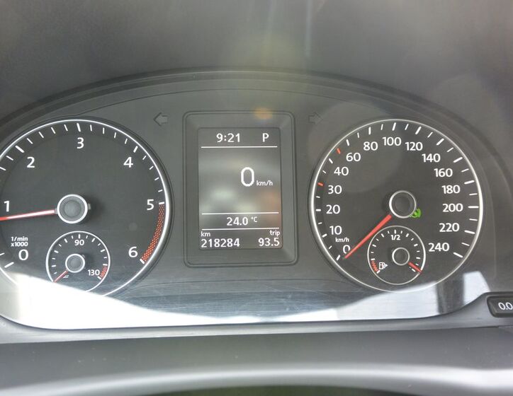 Volkswagen Touran 19