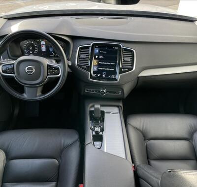 Volvo XC90 6
