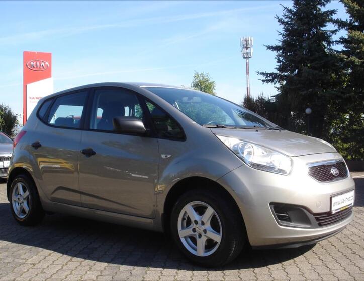 KIA Venga 1