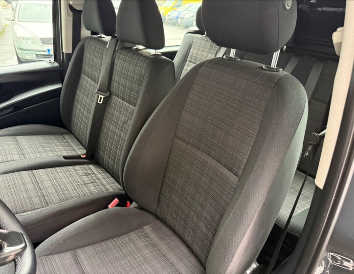 Mercedes-Benz Vito 10