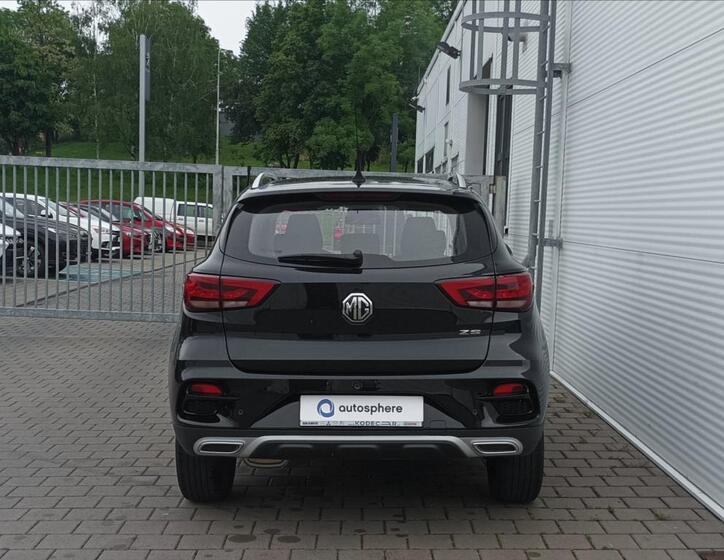 MG ZS 5