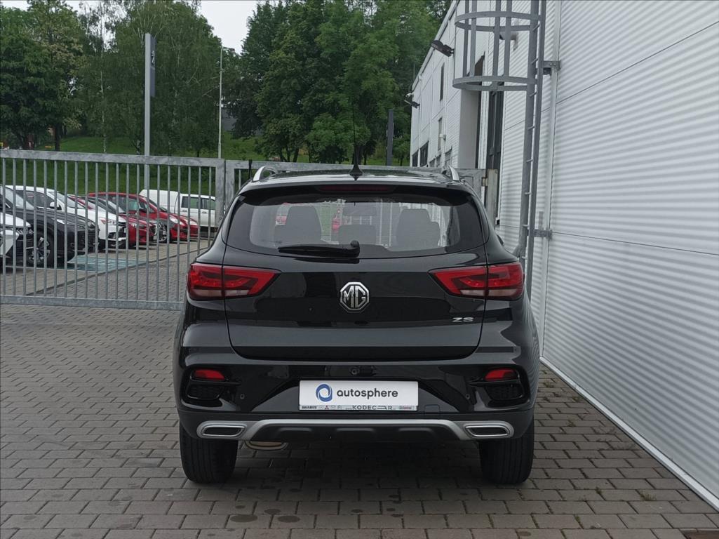 MG ZS