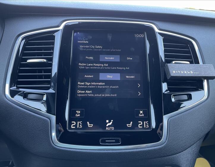 Volvo XC90 66