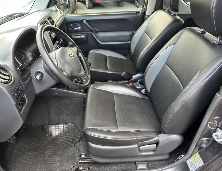 Suzuki Jimny 12