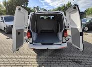 Volkswagen Transporter 38