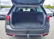 Volkswagen Passat 9