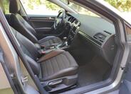 Volkswagen Golf 24