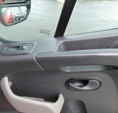 Renault Master 38