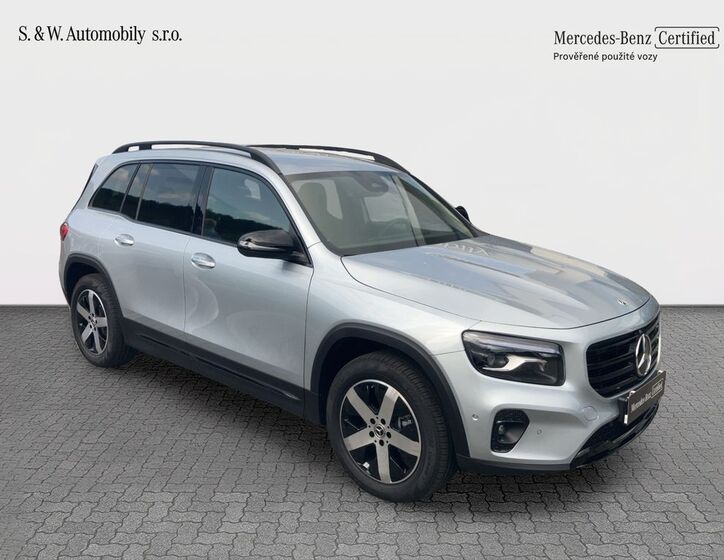 Mercedes-Benz GLB 4