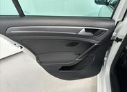Volkswagen Golf 28