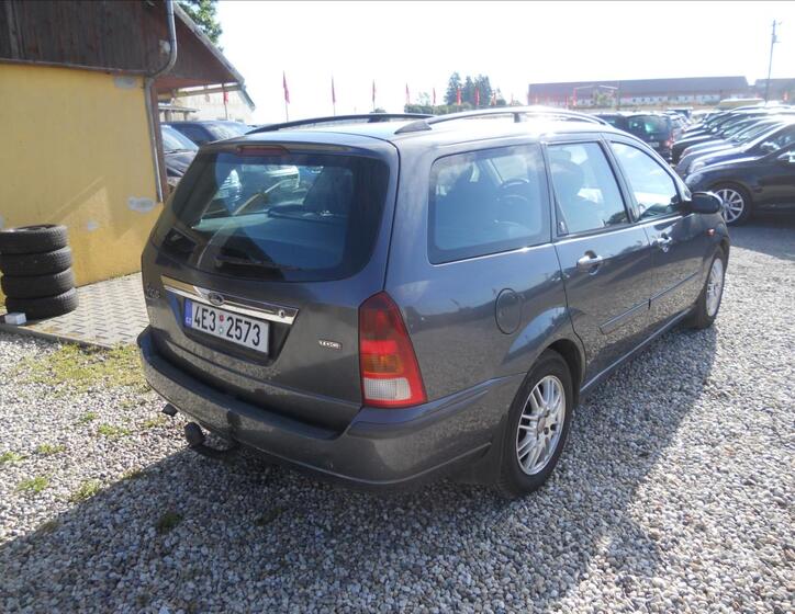 Ford Focus 6