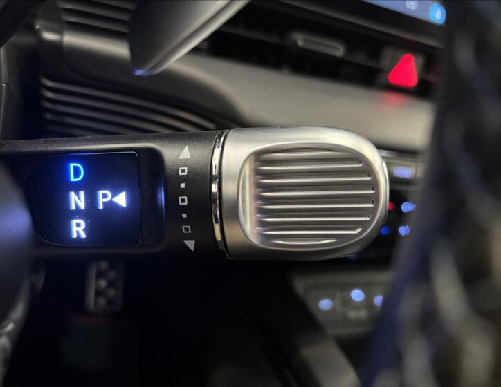 Hyundai IONIQ 58