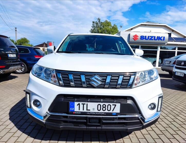 Suzuki Vitara 5