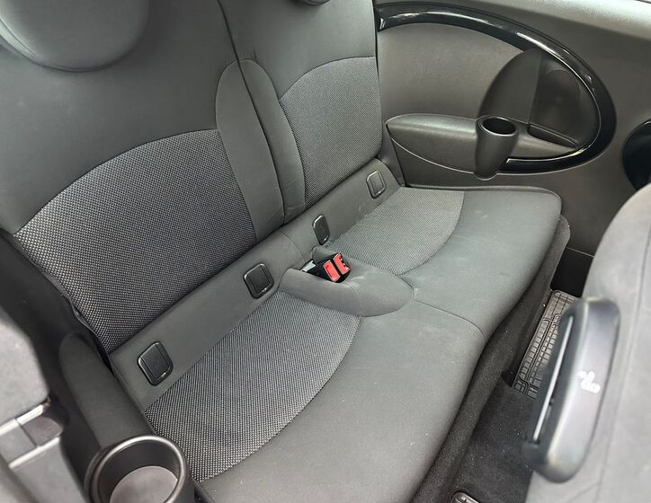 Mini Clubman 13