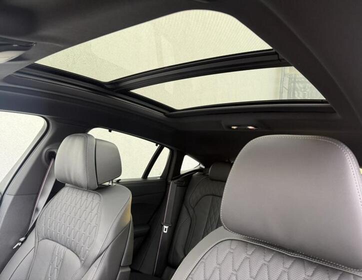 BMW X6 12