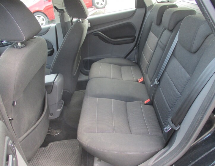 Ford Focus 13