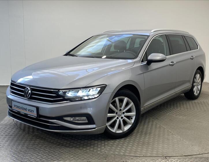 Volkswagen Passat 1