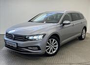 Volkswagen Passat 1