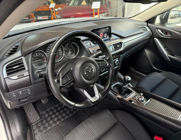Mazda 6 9