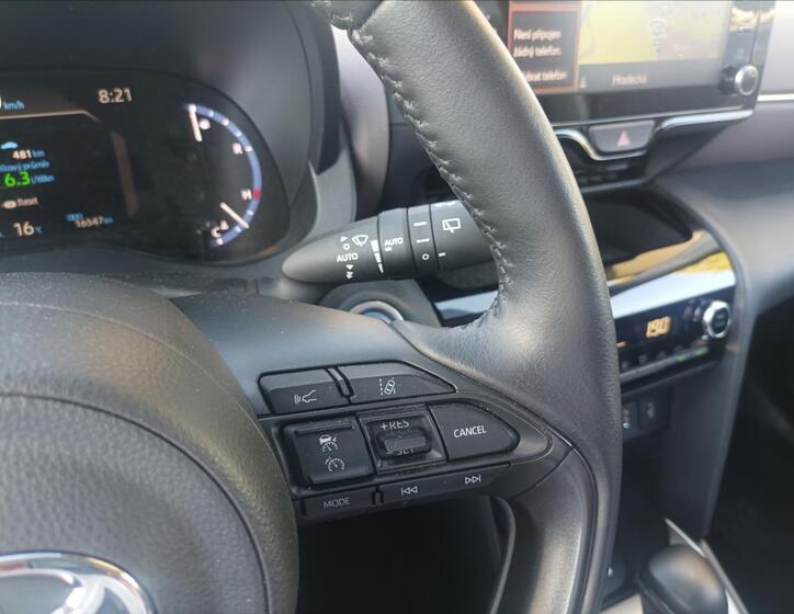 Toyota Yaris 12
