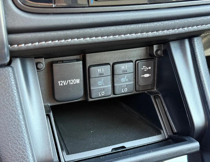 Toyota Auris 17