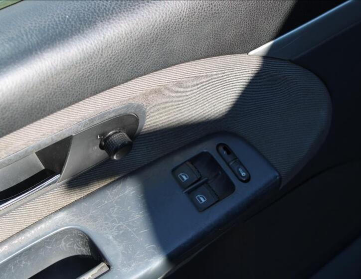Ford Galaxy 16